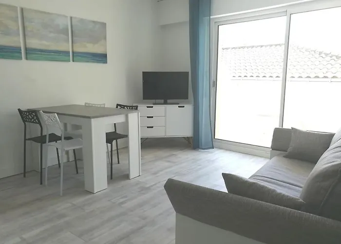 Appartement 4 Couchages, 100 Metres De La Mer !